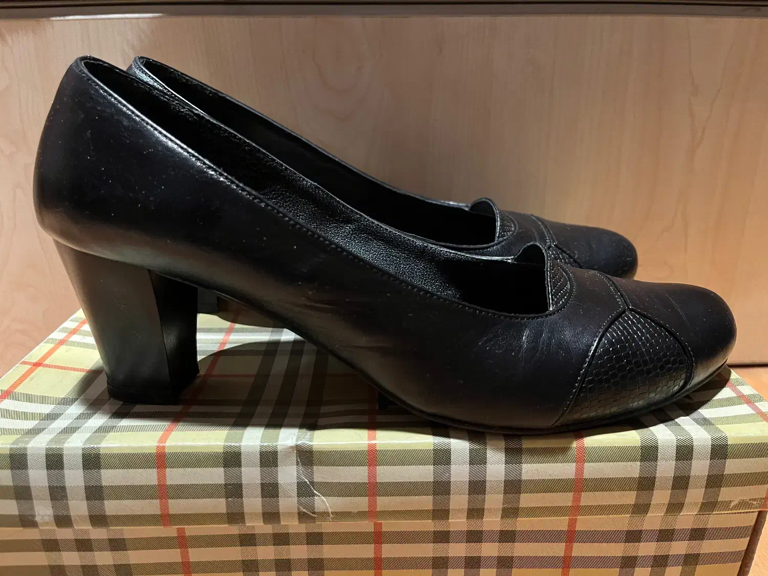 کفش مجلسی|کیف، کفش، کمربند|کرج, اتحاد|دیوار