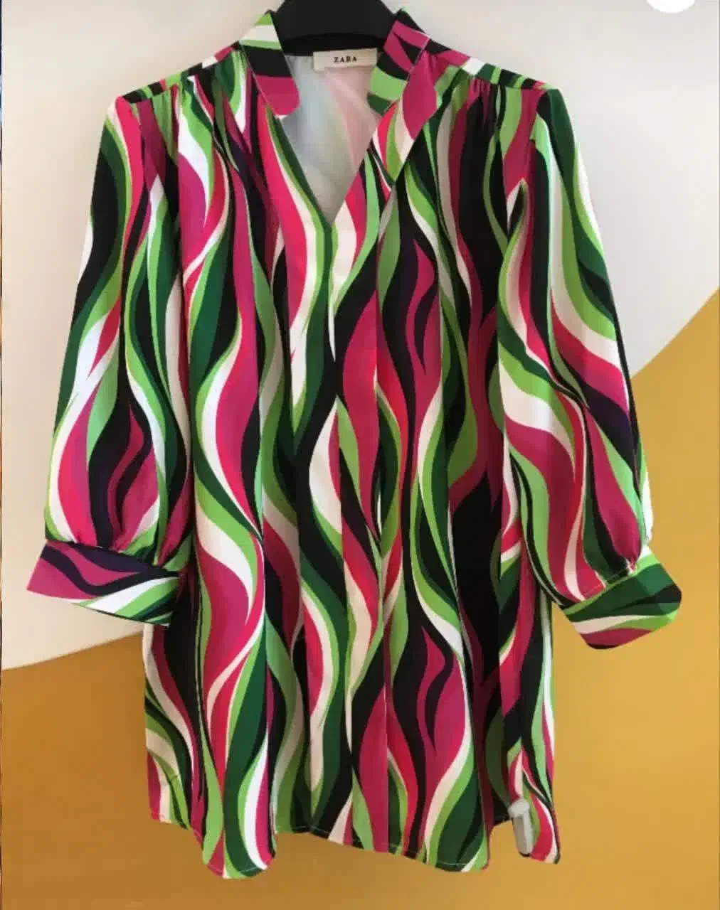 شومیز|لباس|آران و بیدگل, |دیوار