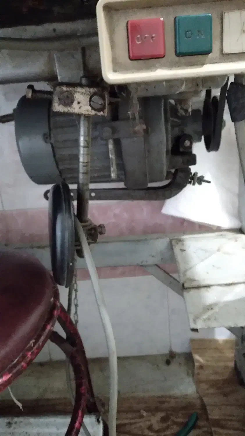 چرخ خیاطی|چرخ خیاطی و ریسندگی|آستانه اشرفیه, |دیوار