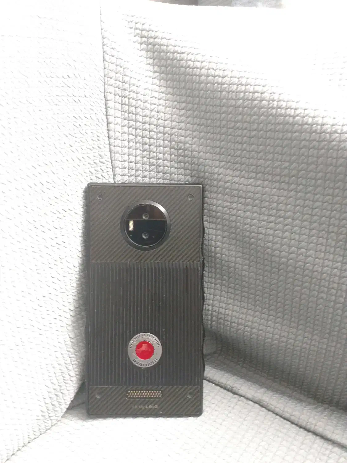 گوشی تک در ایرانRed hydrogen one|موبایل|تهران, دکتر هوشیار|دیوار