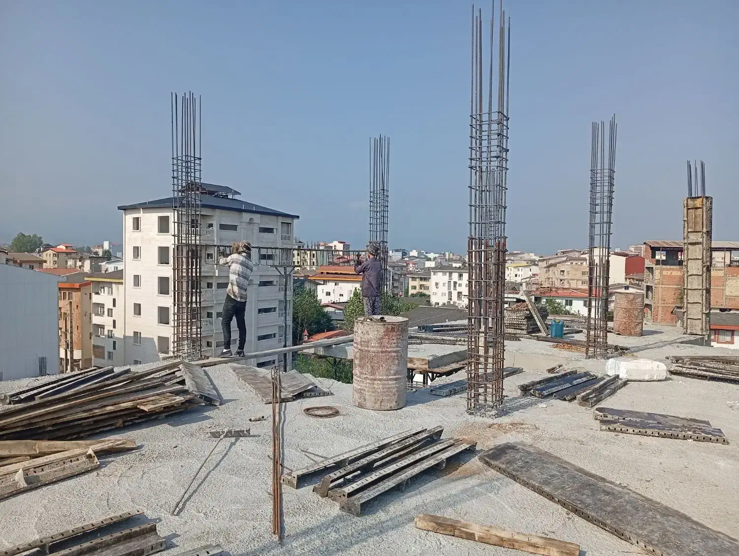 آلماتور بندی و قالب بندی|خدمات پیشه و مهارت|رامسر, |دیوار