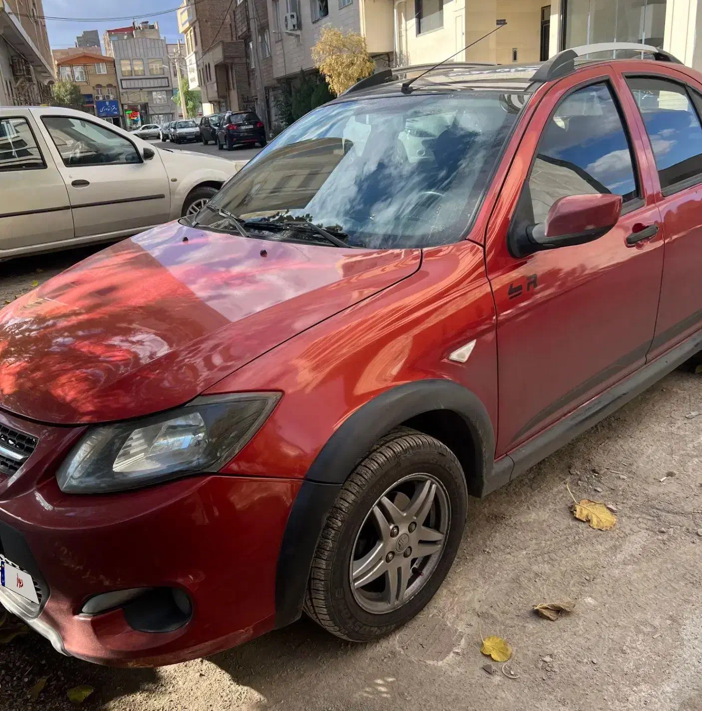 کوییک ار قرمز سقف مشکی|خودرو سواری و وانت|قم, انسجام|دیوار