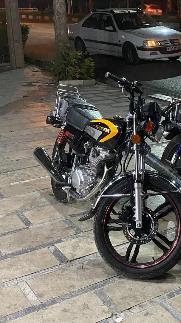 فروش موتور کویر ۲۰۰|موتورسیکلت|بروجرد, |دیوار