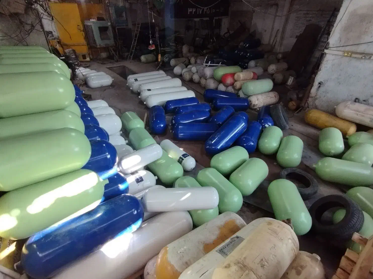 مخزن CNG پراید 52 کپسول منبع کارخانه خودرو سی ان ج|قطعات یدکی و لوازم جانبی|مشهد, رده|دیوار