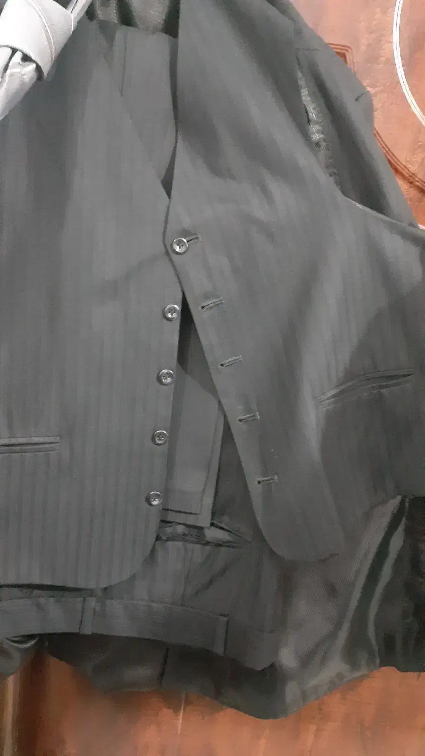 کت و شلوار|لباس|بابل, |دیوار