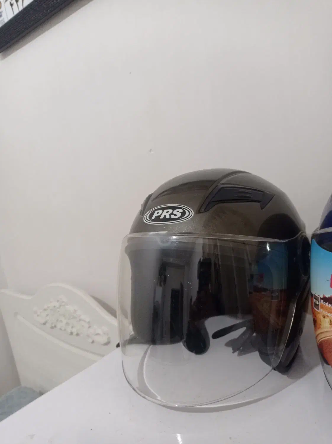 کلاه کاسکت|قطعات یدکی و لوازم جانبی|رشت, پیرکلاچای|دیوار