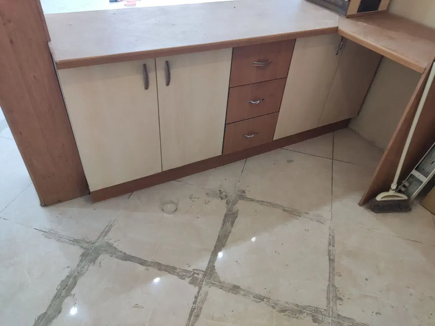 کابینت سینک هود|آب‌چکان و نظم‌دهنده ظروف|اندیشه, اندیشه فاز ۴|دیوار