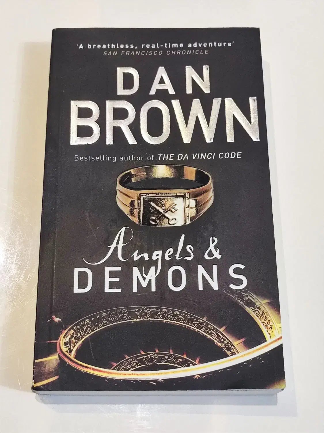 رمان نویسنده آمریکایی دن براون|کتاب و مجله ادبی|مهاباد (آذربایجان غربی), |دیوار