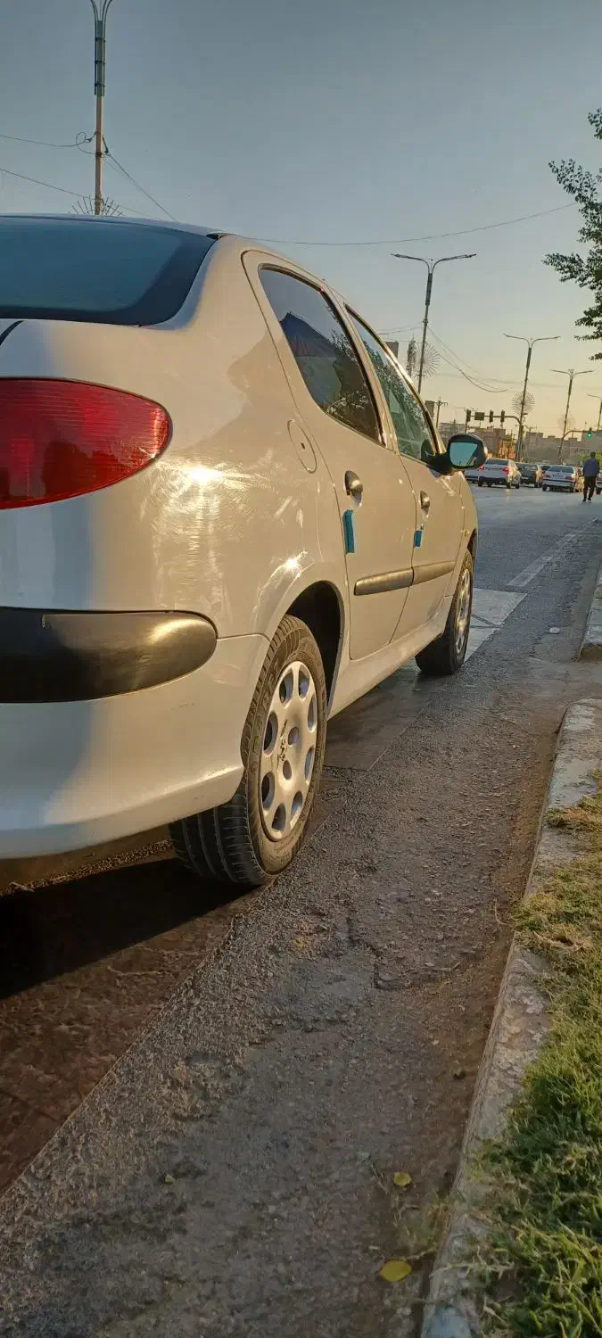 پژو206 صندوق دار ۱۳۹۵|خودرو سواری و وانت|اهواز, گلستان|دیوار