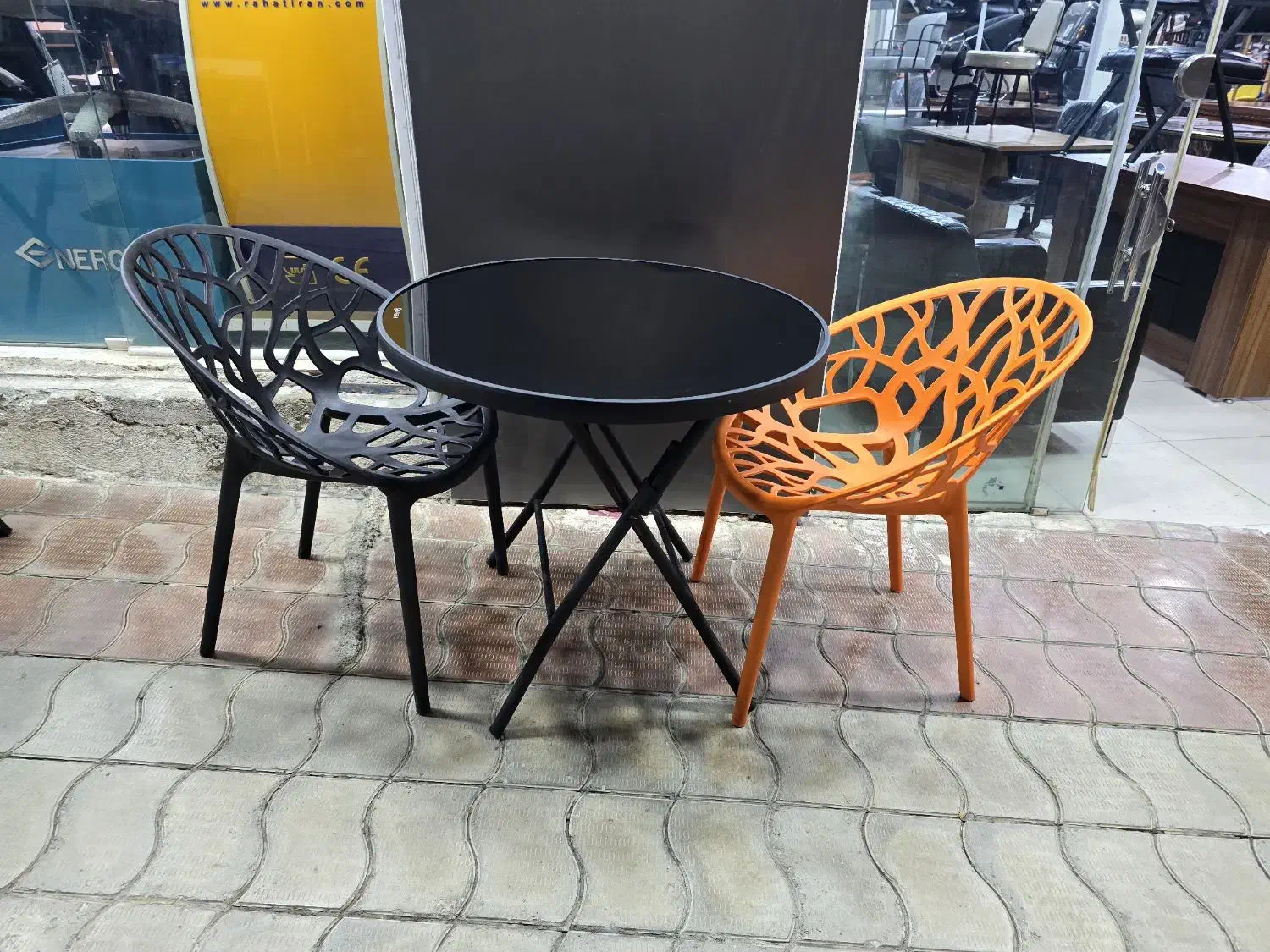 میز غذا خوری تاشو با صندلی پلیمری نشکن|میز و صندلی غذاخوری|ایلام, |دیوار