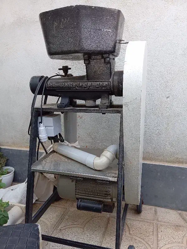 سبزی خرد کن و آبلیمو گیر|خردکن، آسیاب، غذاساز|بسطام, |دیوار