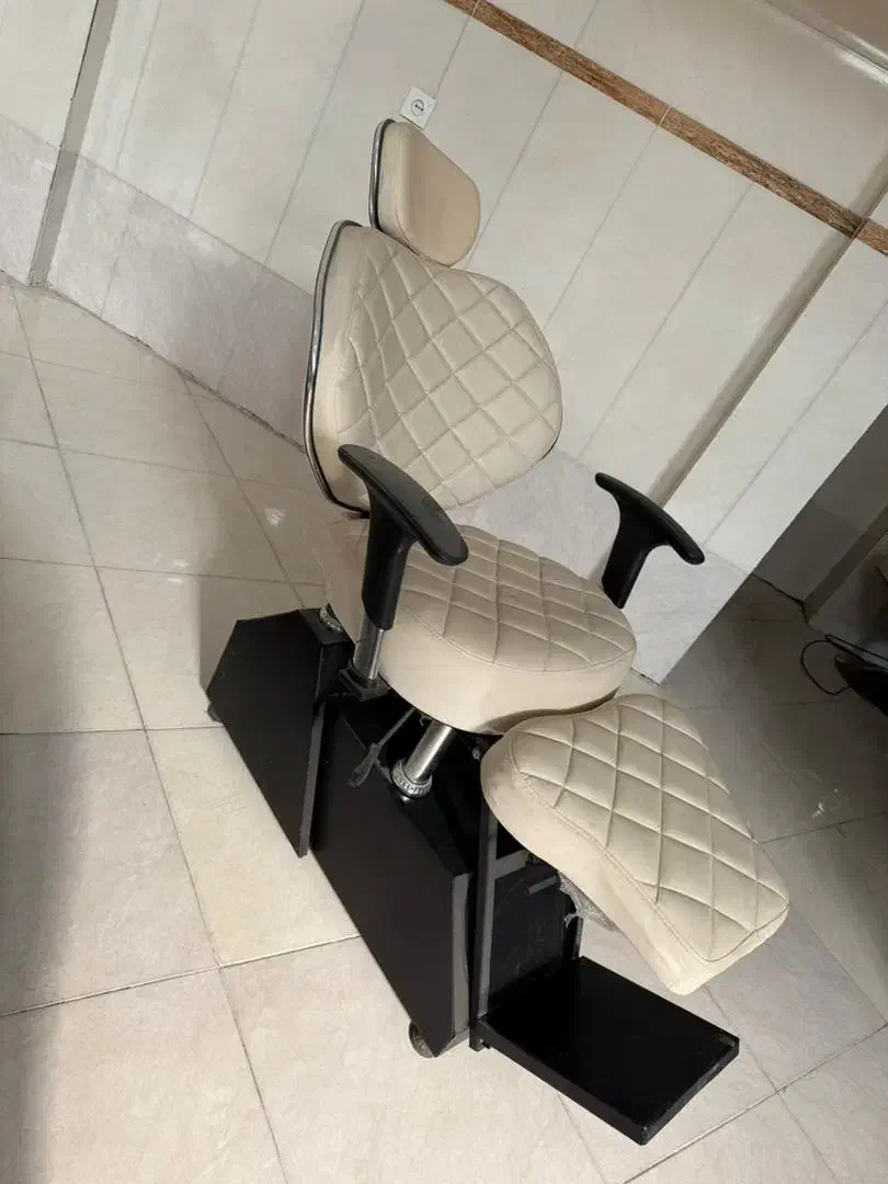 تخت مژه، فیشال، میکاپ، تتو|آرایشگاه و سالنهای زیبایی|رباطکریم, رباطکریم|دیوار