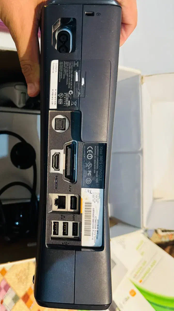 Xbox 360 با 3 دسته همراه با کینکت|کنسول، بازی ویدئویی و آنلاین|مشهد, جاهد شهر|دیوار