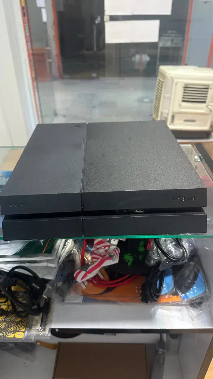 PS4 fat 500|کنسول، بازی ویدئویی و آنلاین|رباط‌کریم, رباط‌کریم|دیوار