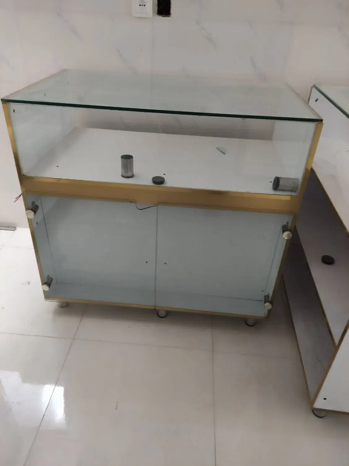 ویترینی مغازه|بوفه، ویترین، کنسول|کاشان, فاز ۲ ناجی آباد|دیوار