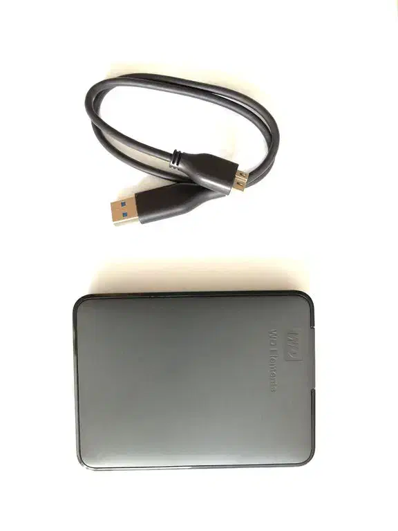 انواع هارد اکسترنال مناسب فیلم و اطلاعات شخصی|قطعات و لوازم جانبی رایانه|ساری, |دیوار