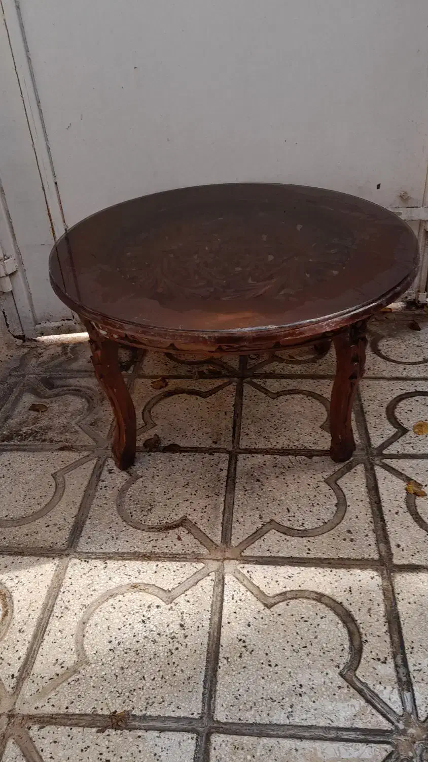 میز گرد|مبلمان خانگی و میز عسلی|شیراز, بالا کفت|دیوار