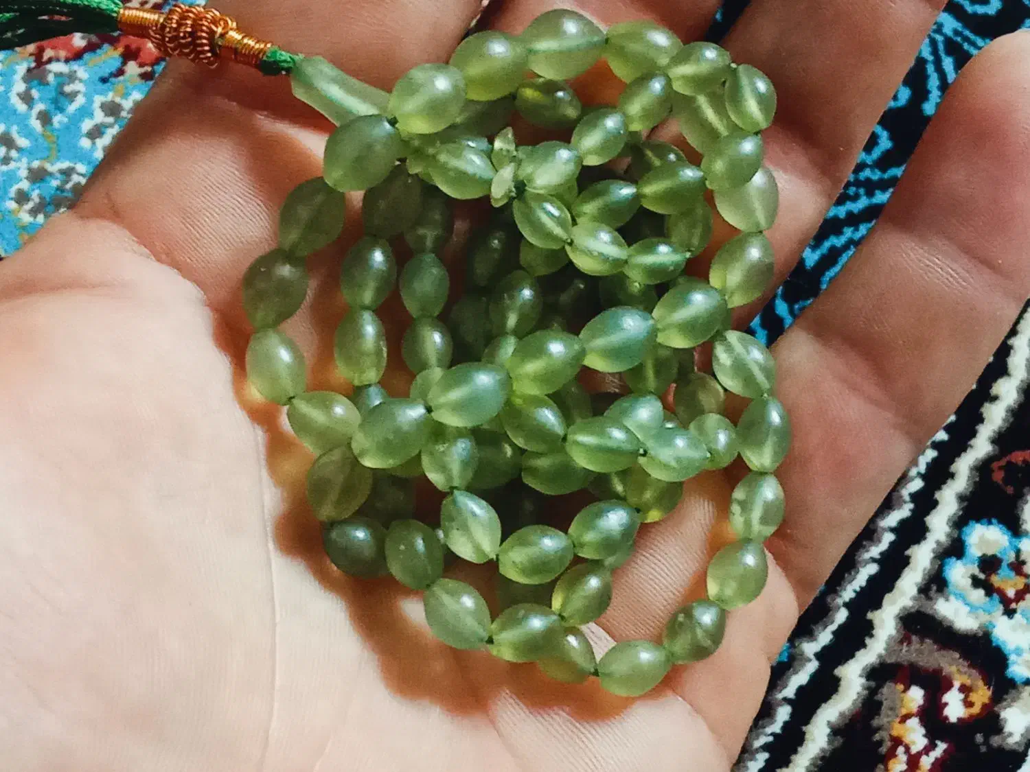 تسبیح شاه مقصود|کلکسیون اشیاء عتیقه|زنجان, |دیوار