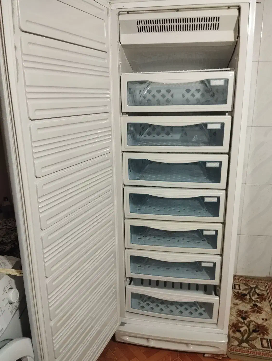 میفروشم فریزرتمیزدرحدنو|یخچال و فریزر|کاشان, صفی آباد|دیوار