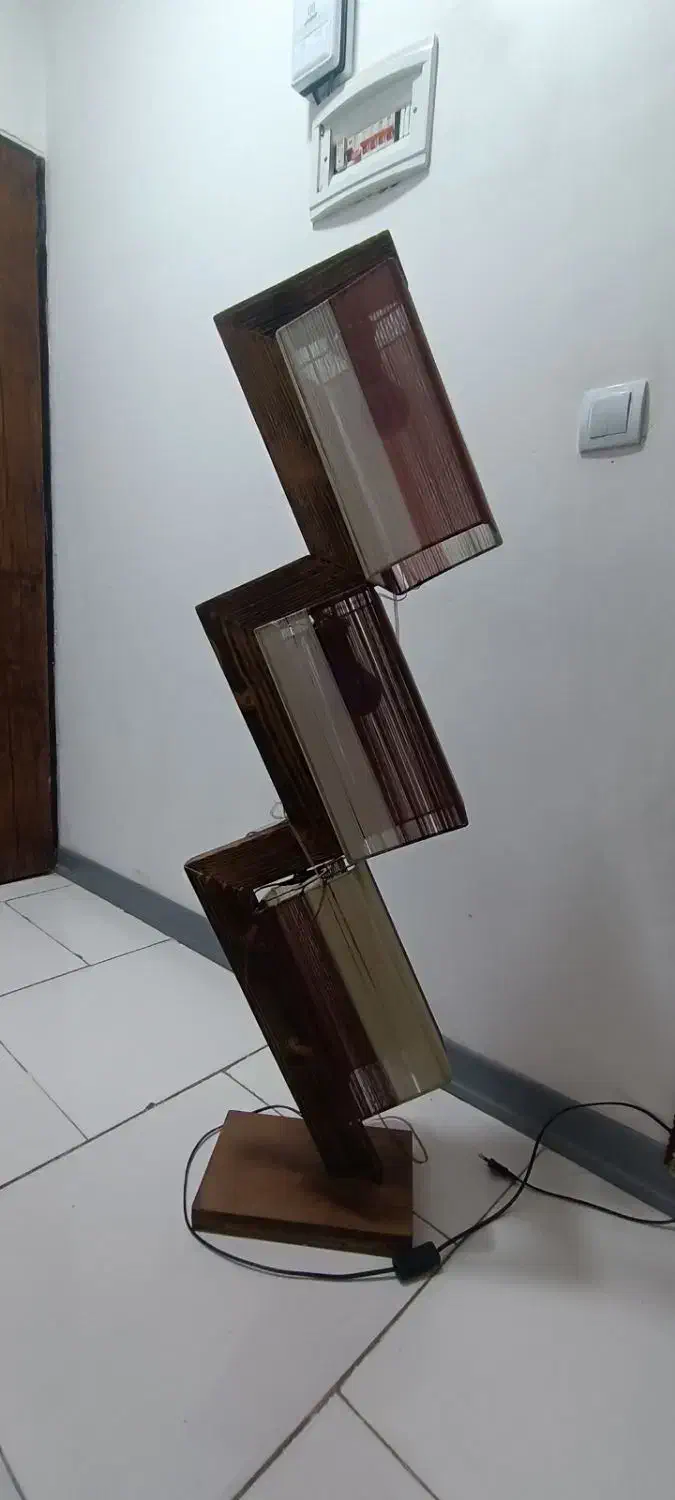 آباژور چوبی سه چراغه|چراغ خواب و آباژور|فولادشهر, B8|دیوار