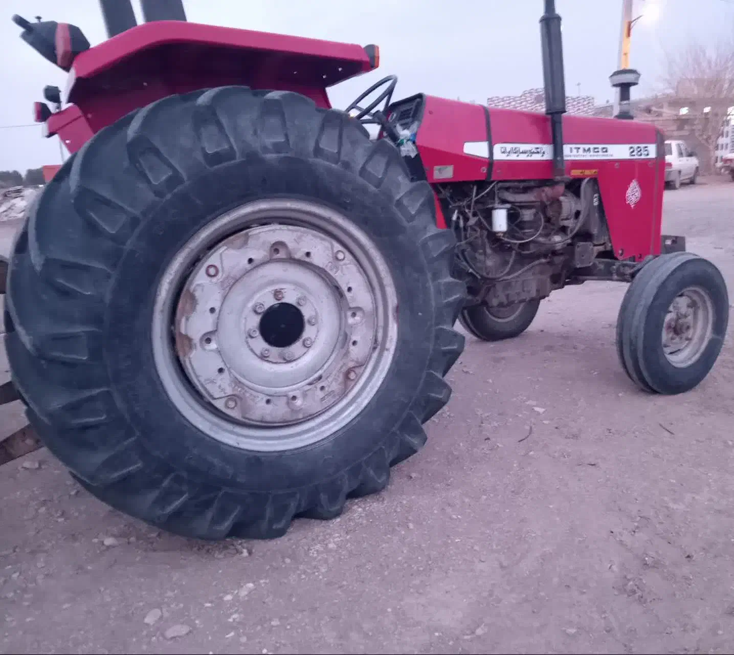 فروش تراکتور فرگوسن 285 تک مدل 1391|خودرو سنگین|یزد, |دیوار