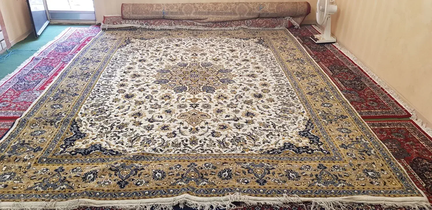 فرش ماشینی ۱۲ متری در حد نو|فرش|ابهر, |دیوار