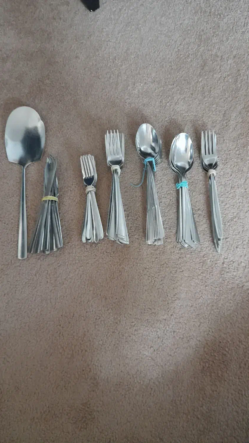 سرویس قاشق وچنگال|ظروف سرو و پذیرایی|قم, کلهری|دیوار