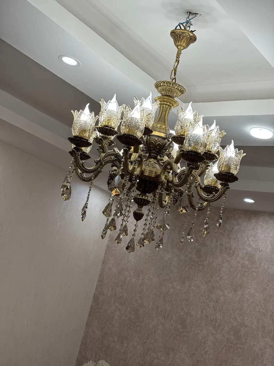 لوستر برنزی درجه ۱ در حد نو برند فروزان|لوستر و چراغ آویز|کرج, فاز ۲ مهرشهر|دیوار