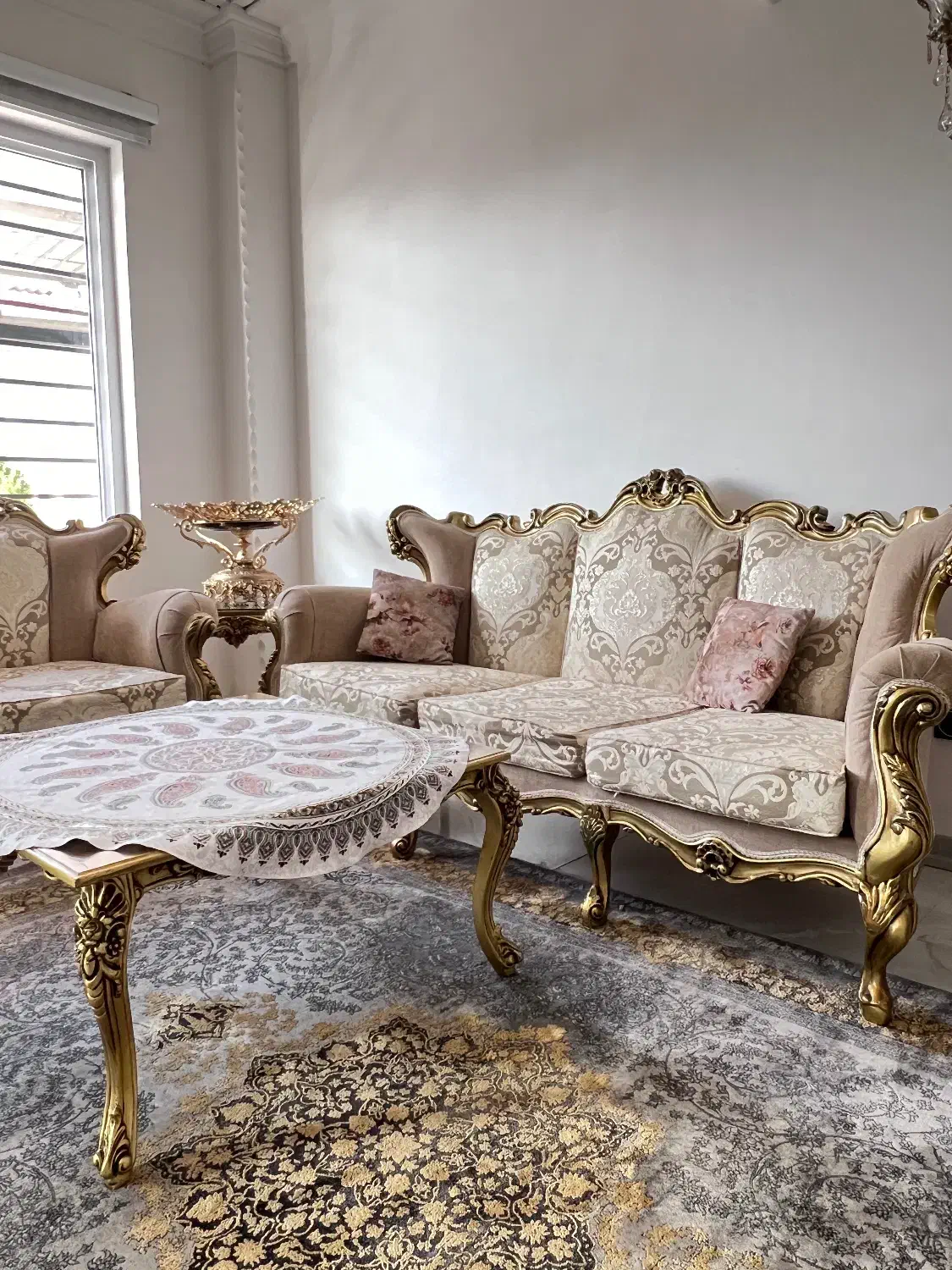 مبل سلطنتی ۷نفره میز نهارخوری ۸ نفره|مبلمان خانگی و میز عسلی|نشتارود, |دیوار