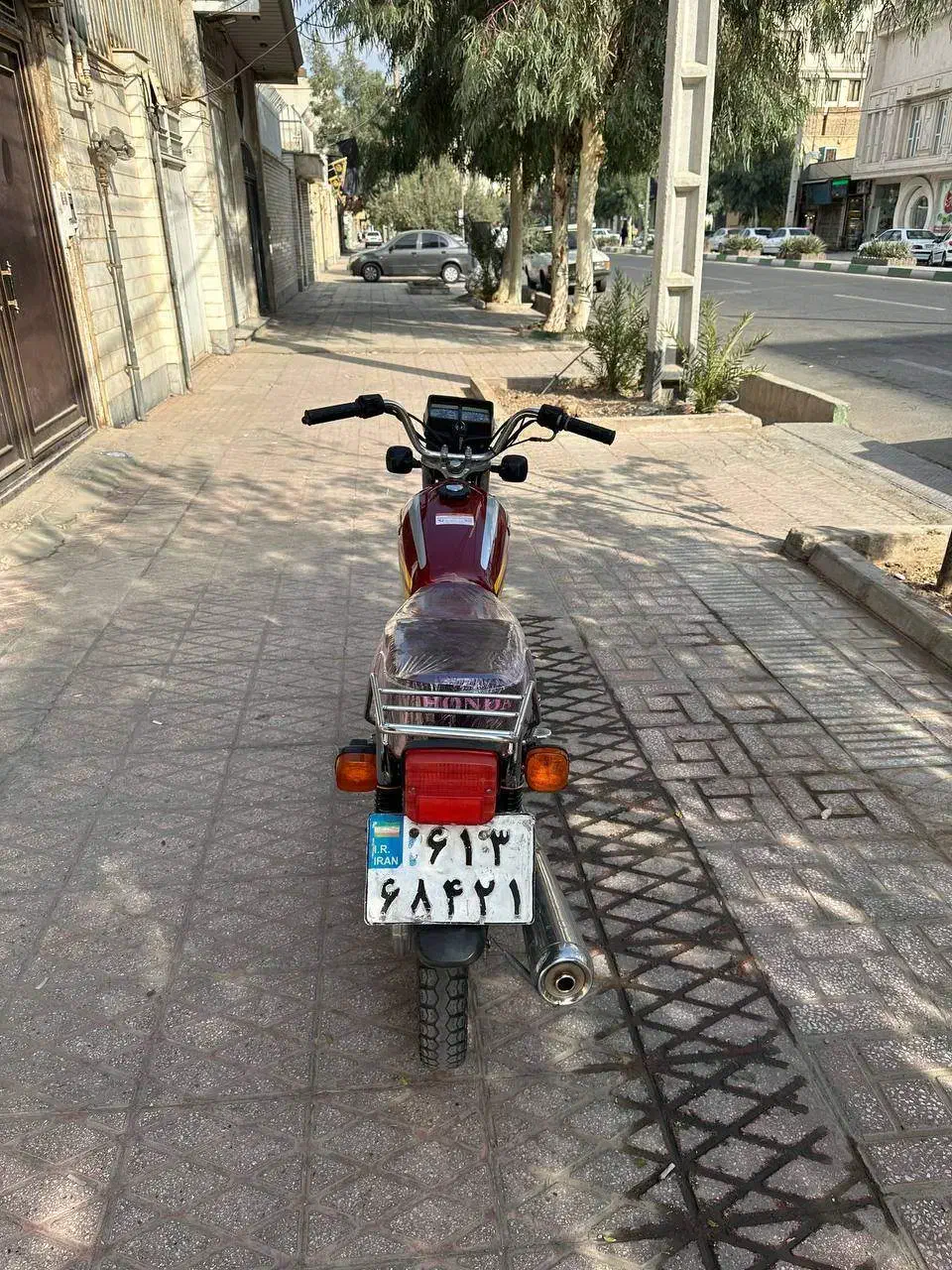موتور هوندا سریر|موتورسیکلت|قم, بکایی|دیوار