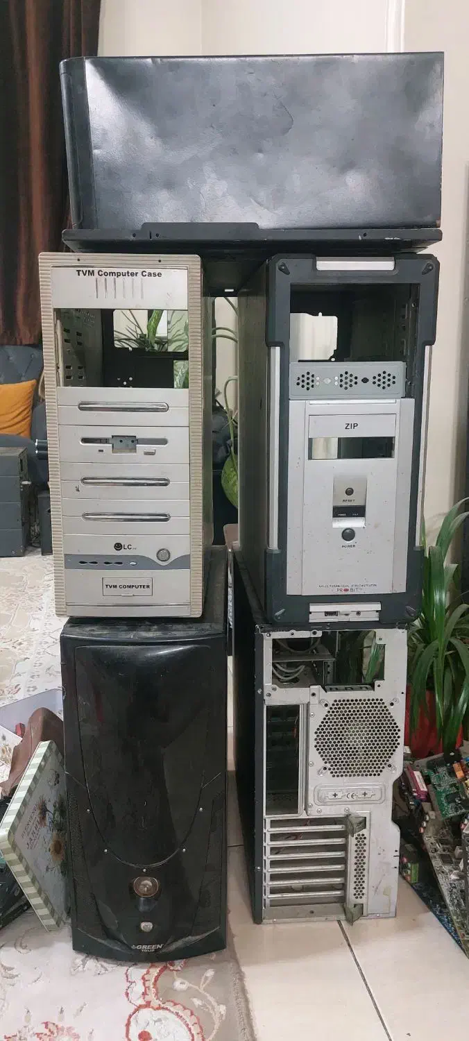 ۵ عدد کیس خالی کامپیوتر|قطعات و لوازم جانبی رایانه|تهران, اوقاف|دیوار