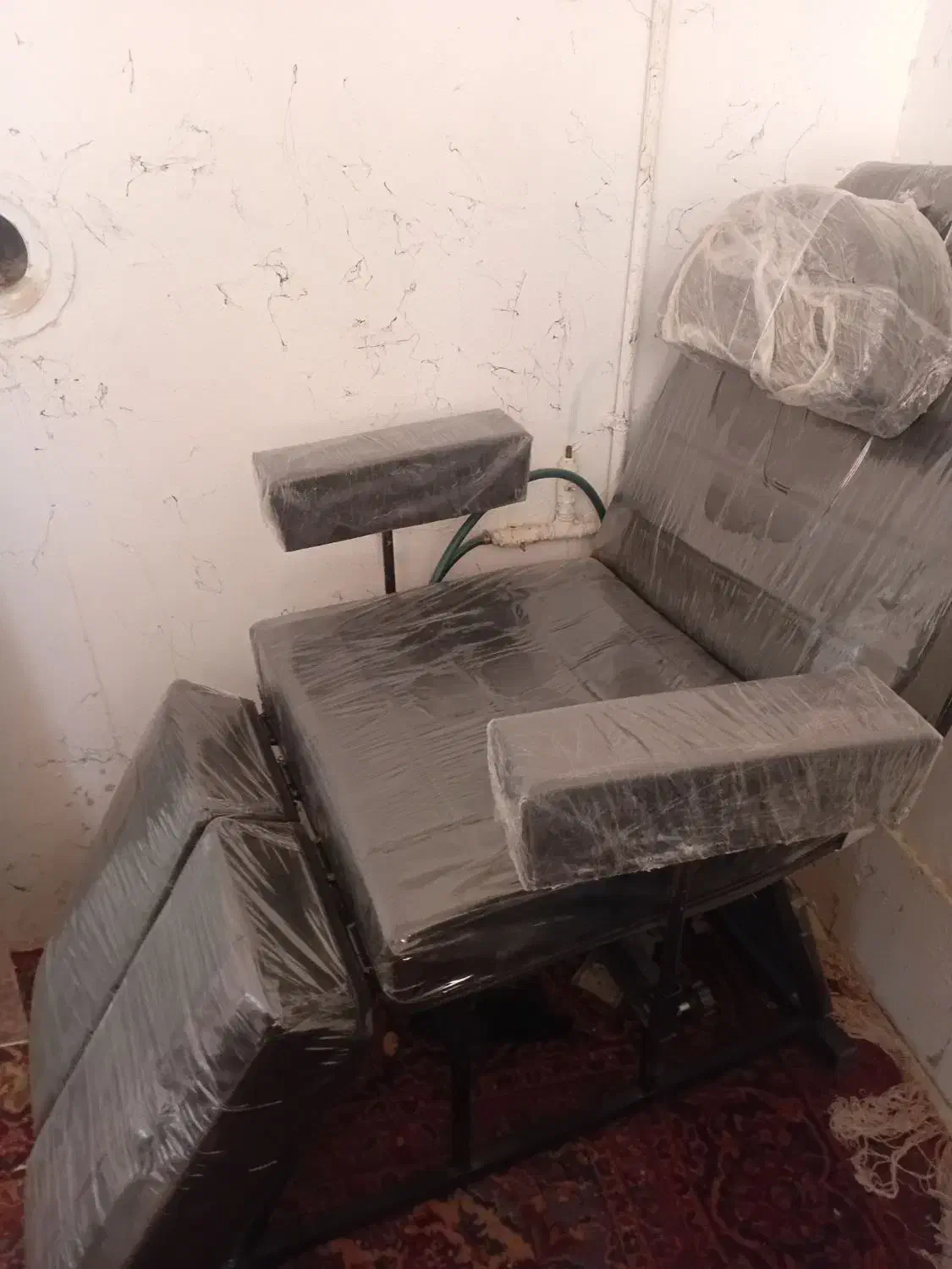 صندلی ارایشی ۴ تکه|آرایشگاه و سالنهای زیبایی|شیبکوه (فارس), |دیوار