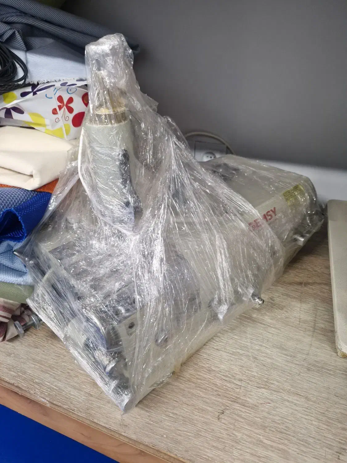 لیویس جمسی GEMSY|ماشین‌آلات صنعتی|تهران, فلسطین (میدان انقلاب)|دیوار