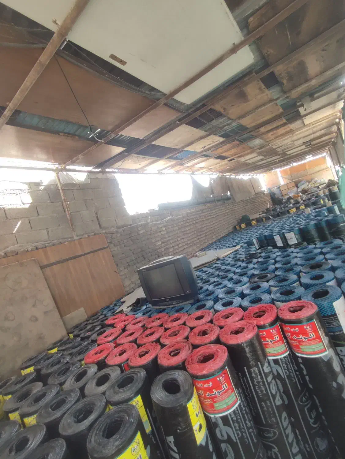 نصب ایزوگام و قیرگونی عایق بندی پشت بام و سرویس|خدمات پیشه و مهارت|تهران, جنتآباد مرکزی|دیوار