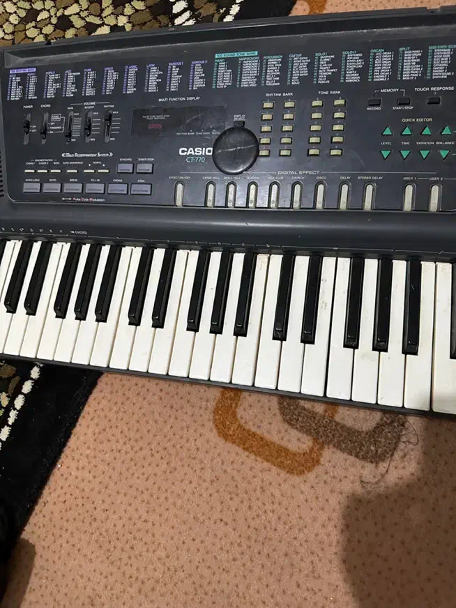 اورگ|پیانو، کیبورد، آکاردئون|مشگین شهر, |دیوار