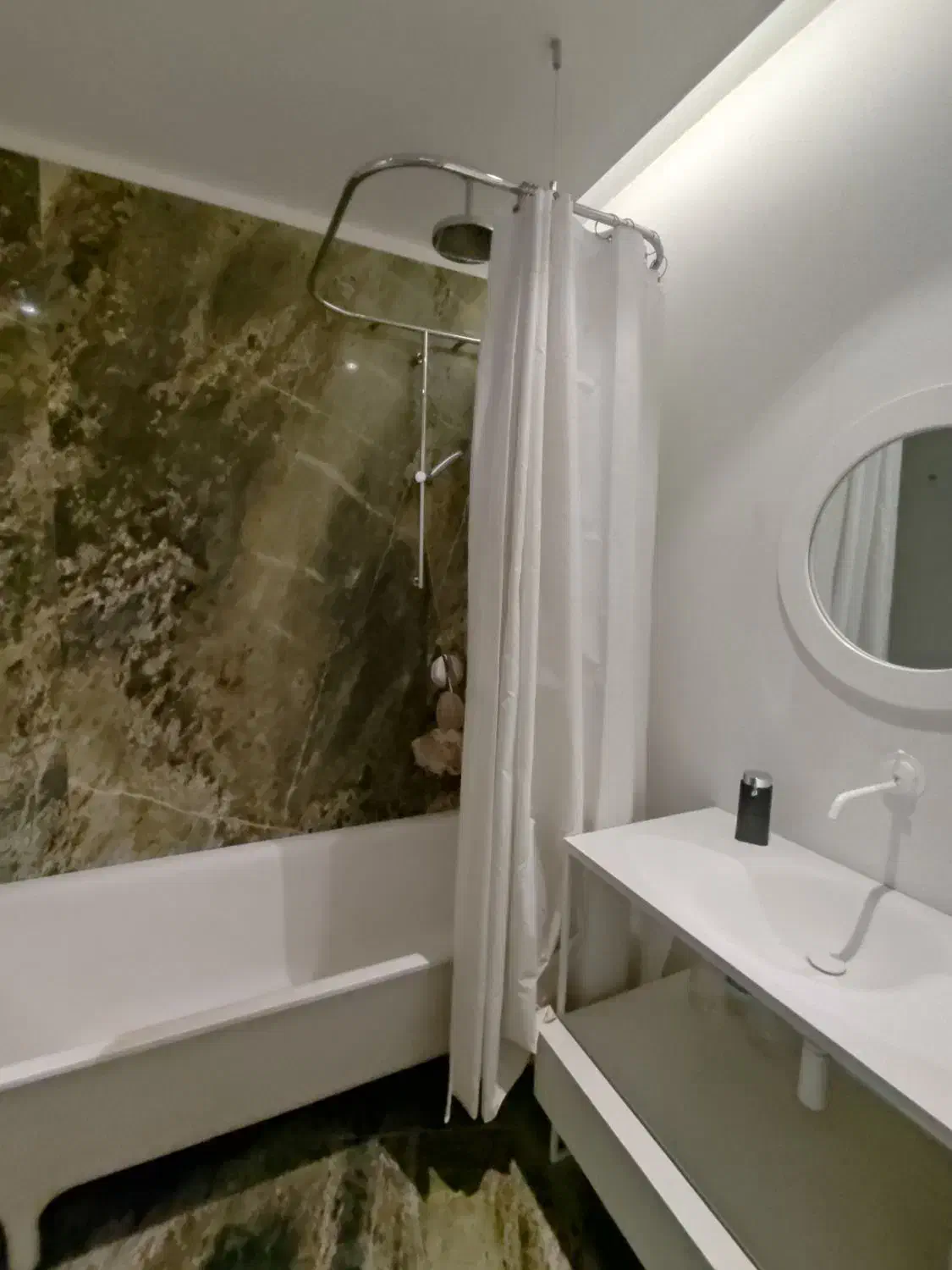 آپارتمان 100متری نوساز فول