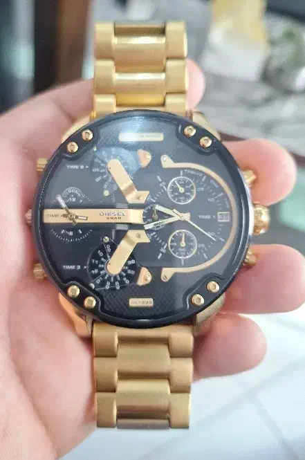 ساعت دیزل|ساعت|کرج, عظیمیه|دیوار