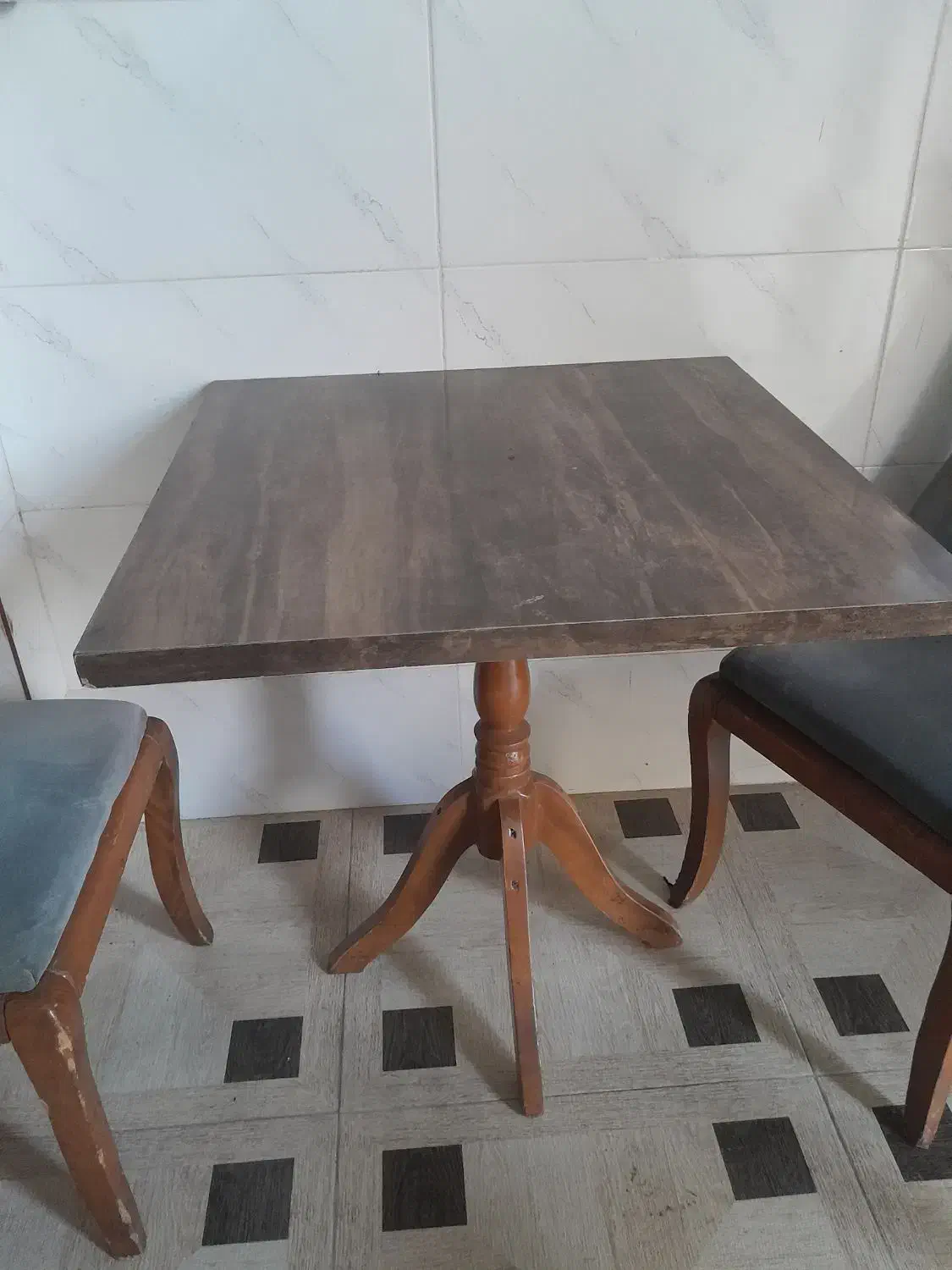 میز چوبی و فلزی چهار عدد|میز و صندلی غذاخوری|رحیم‌آباد, |دیوار