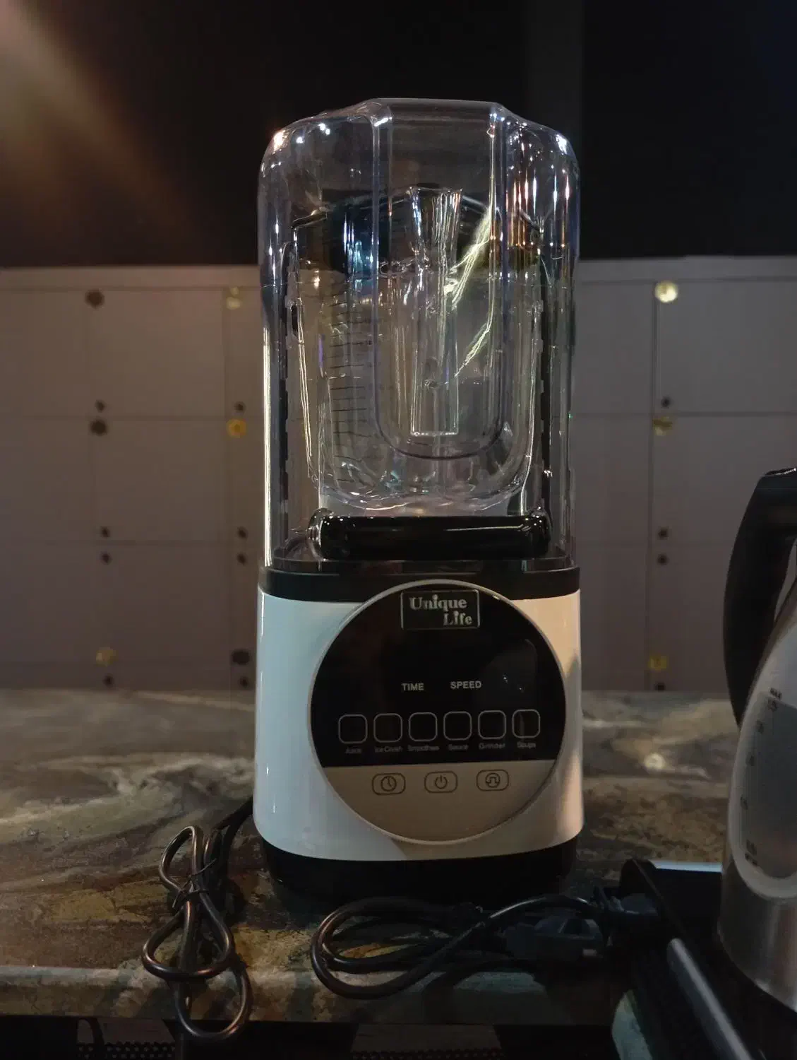 آبمیوه گیر بلندر|آبمیوهگیر و آبمرکباتگیر|قم, نیروگاه|دیوار