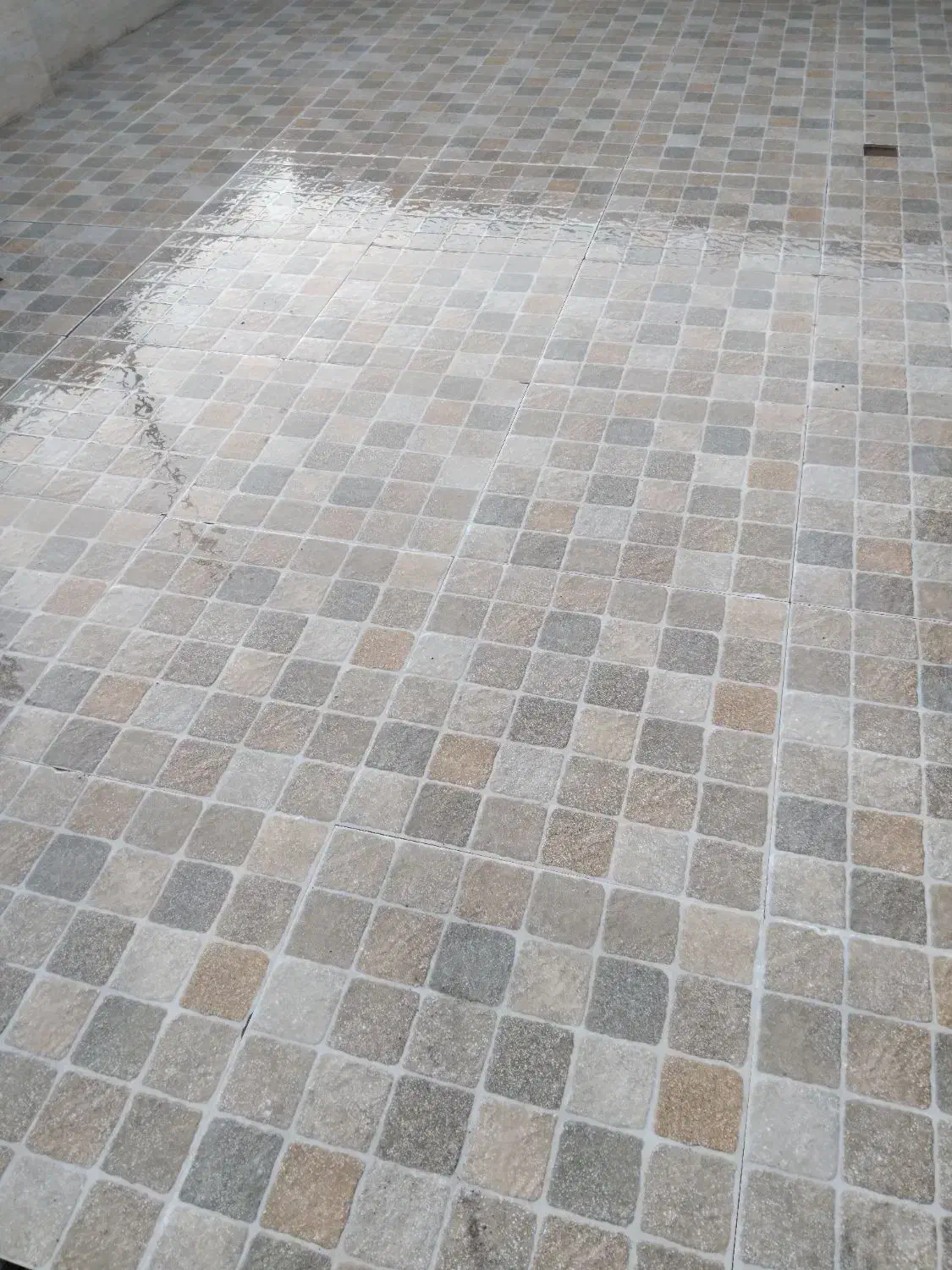 نصب کاشی سرامیک|خدمات پیشه و مهارت|مشهد, الهیه|دیوار