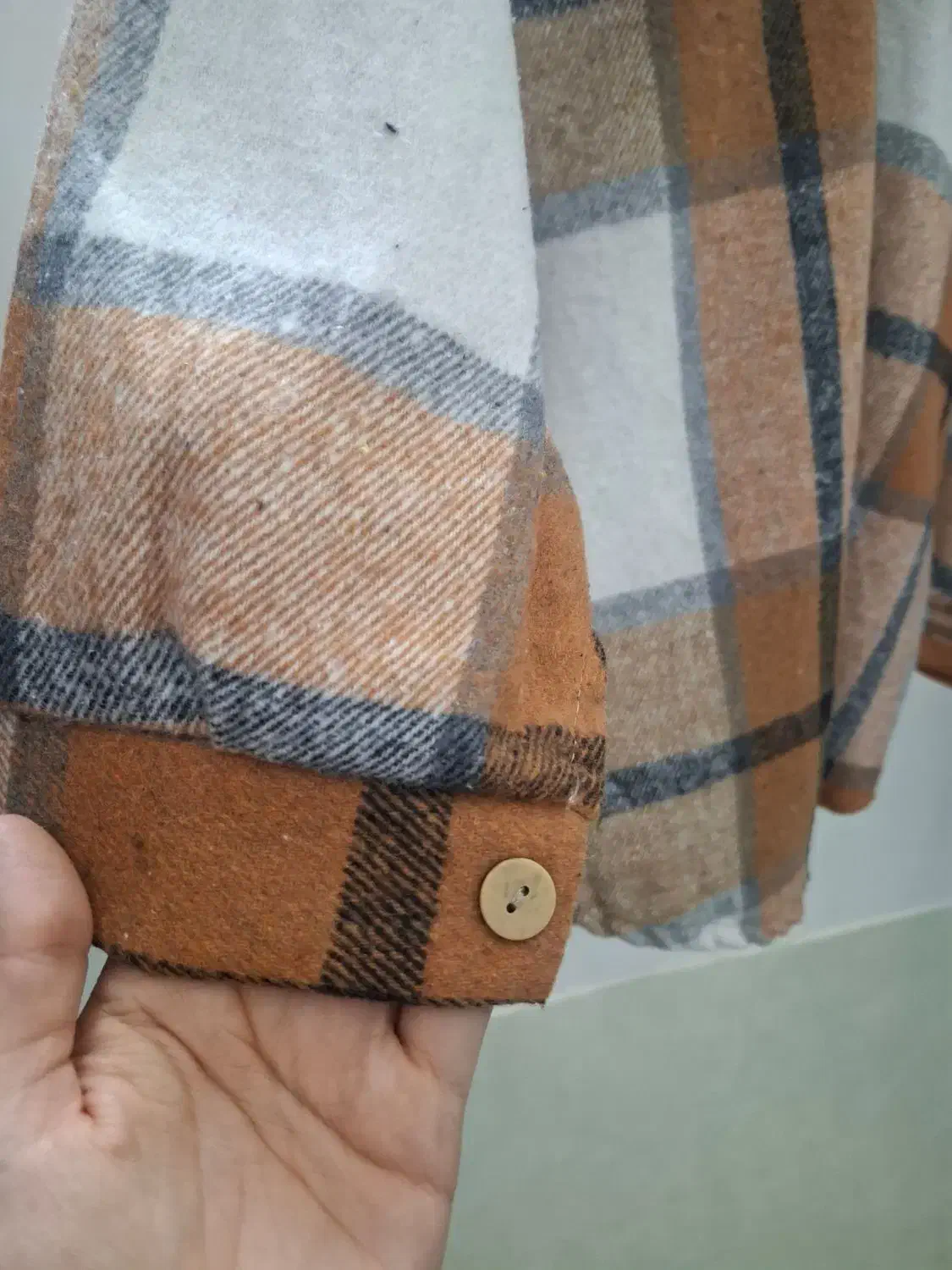 شکت پشمی|لباس|گناباد, |دیوار