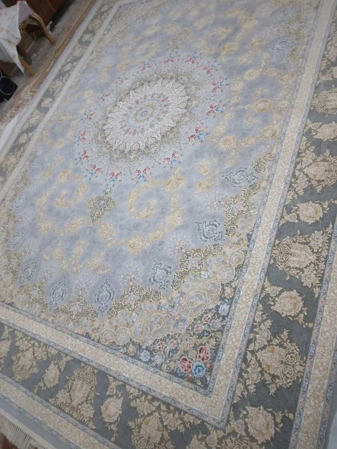 یک جفت فرش ۱۲متری طلا کوب|فرش|سبزوار, پاسداران|دیوار