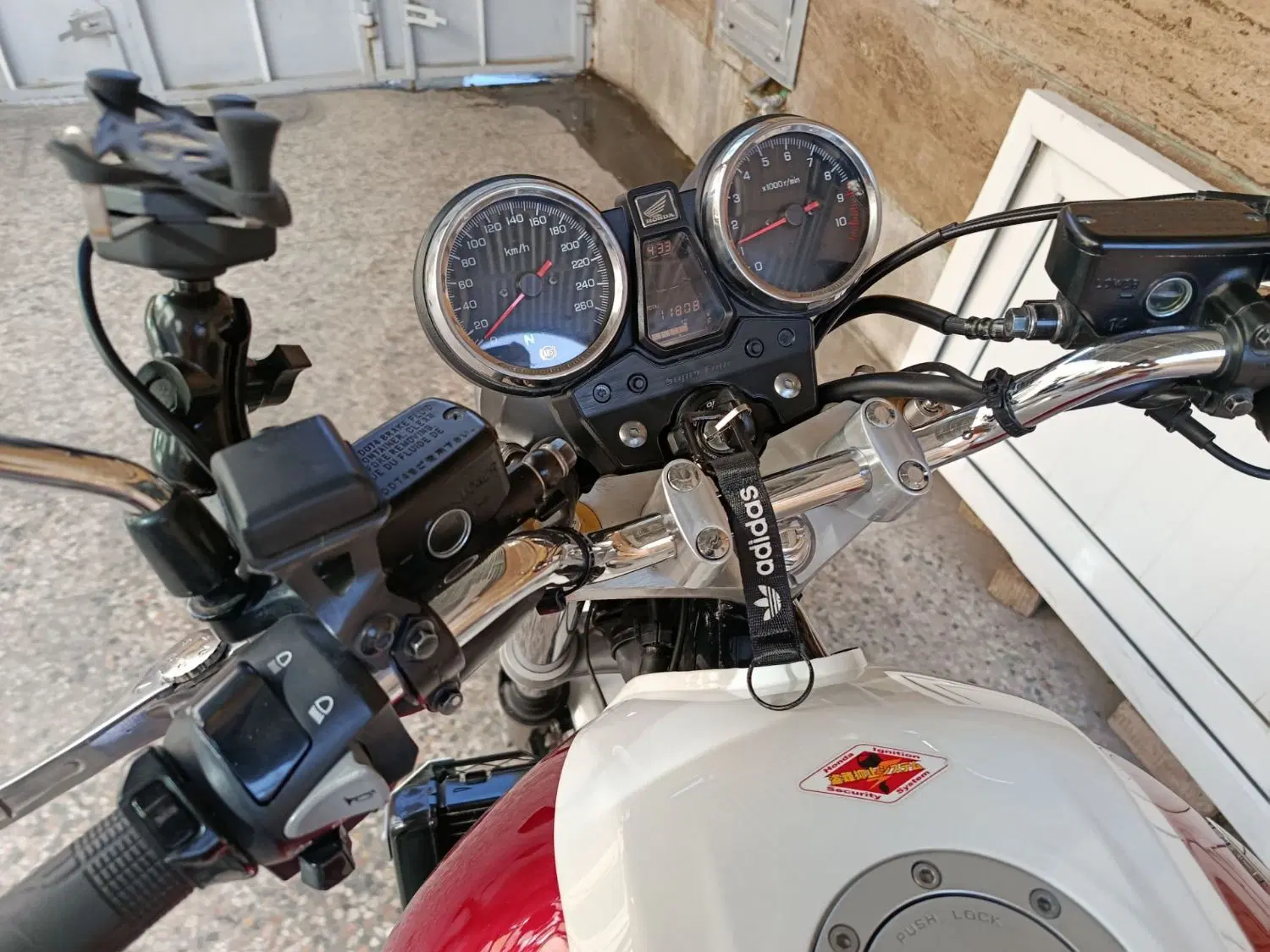 CB1300|موتورسیکلت|شیراز, گود خزینه|دیوار