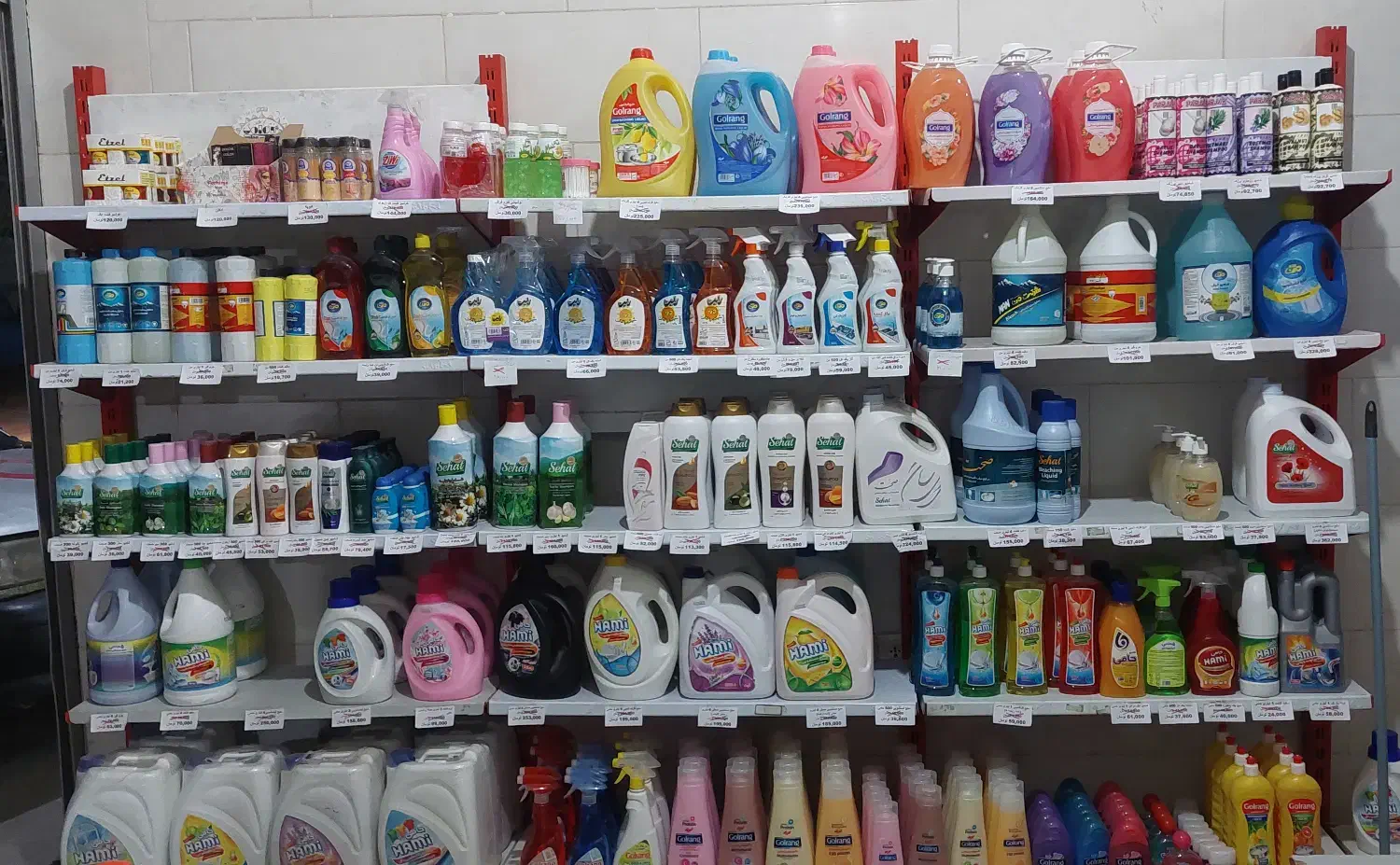 تک فروشی محصولات شوینده به قیمت عمده|مواد شوینده و دستمال کاغذی|ساوه, |دیوار