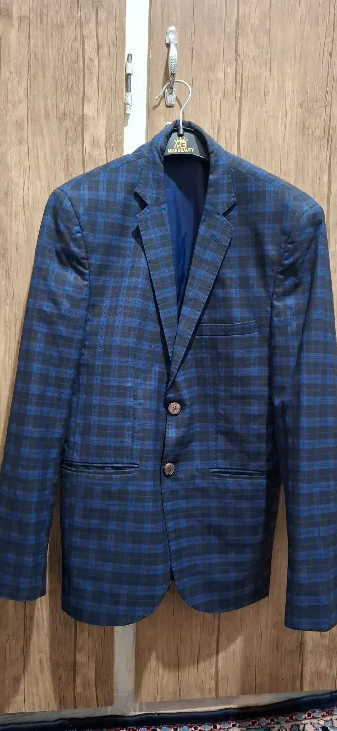 کت تک|لباس|قم, شاه ابراهیم|دیوار