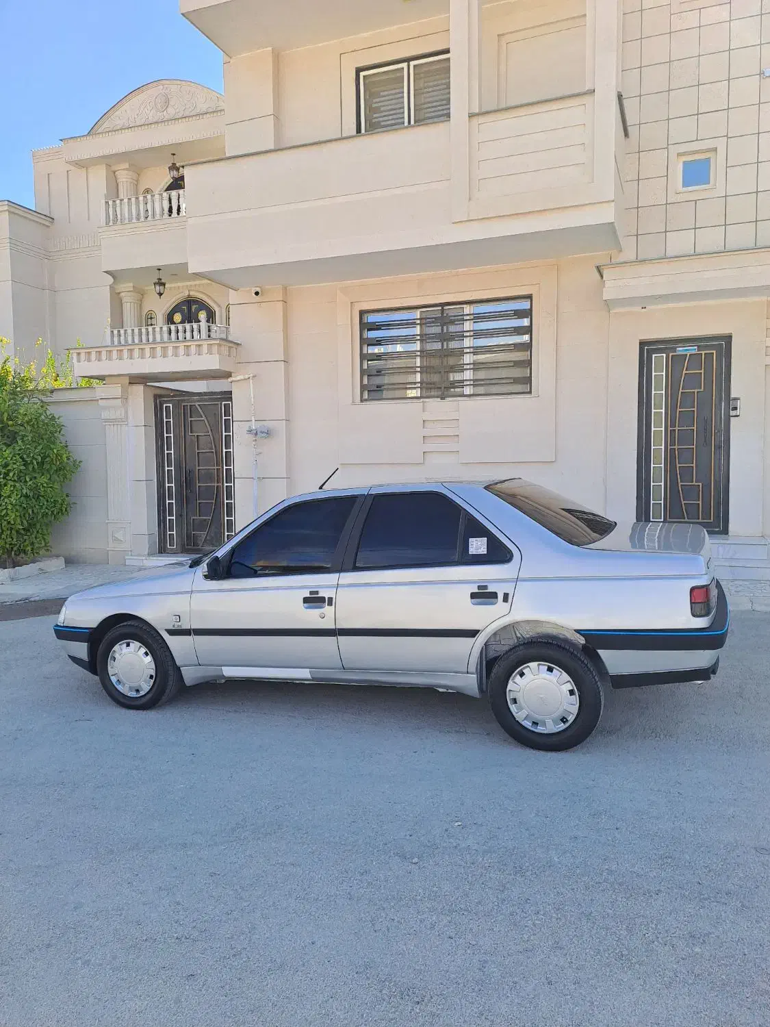 ۴۰۵ خوش رخ و تمیز|خودرو سواری و وانت|لار, |دیوار