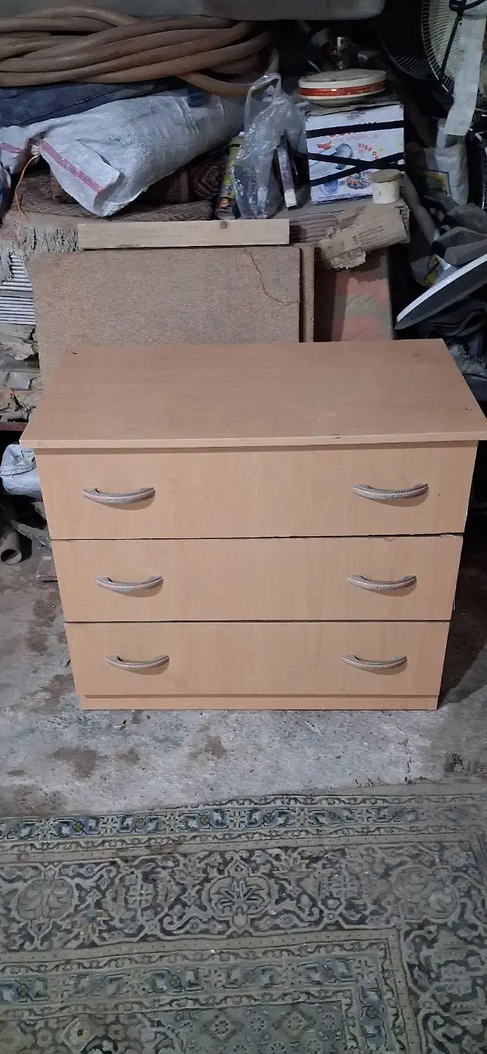 دلاور سه کشور و چهار کشور|جاکفشی، کمد، دراور|گرگان, |دیوار