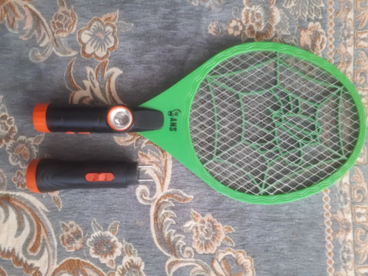 حشره کش راکتی|لوازم نظافت|بروجرد, |دیوار