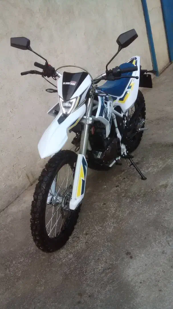 موتور سیکل.کویر۲۰۰ تی ۴ در حد نوع. بسیار تمیز و|موتورسیکلت|تالش, هشتپر|دیوار