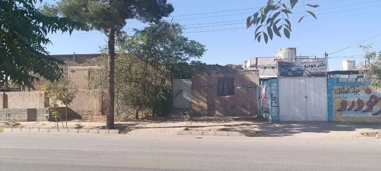 فروش منزل مسکونی با موقعیت تجاری|فروش خانه و ویلا|زرند, |دیوار